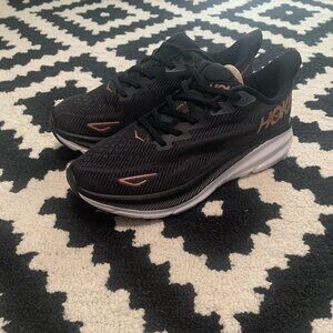 Hoka One One Clifton 9 Men’s Running Shoes Size 10, 11